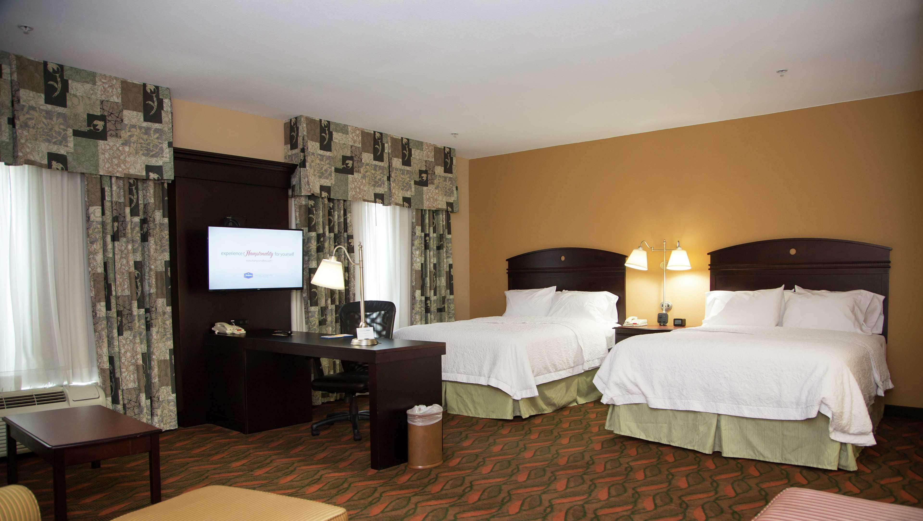 Hampton Inn & Suites Houston Rosenberg Exterior photo