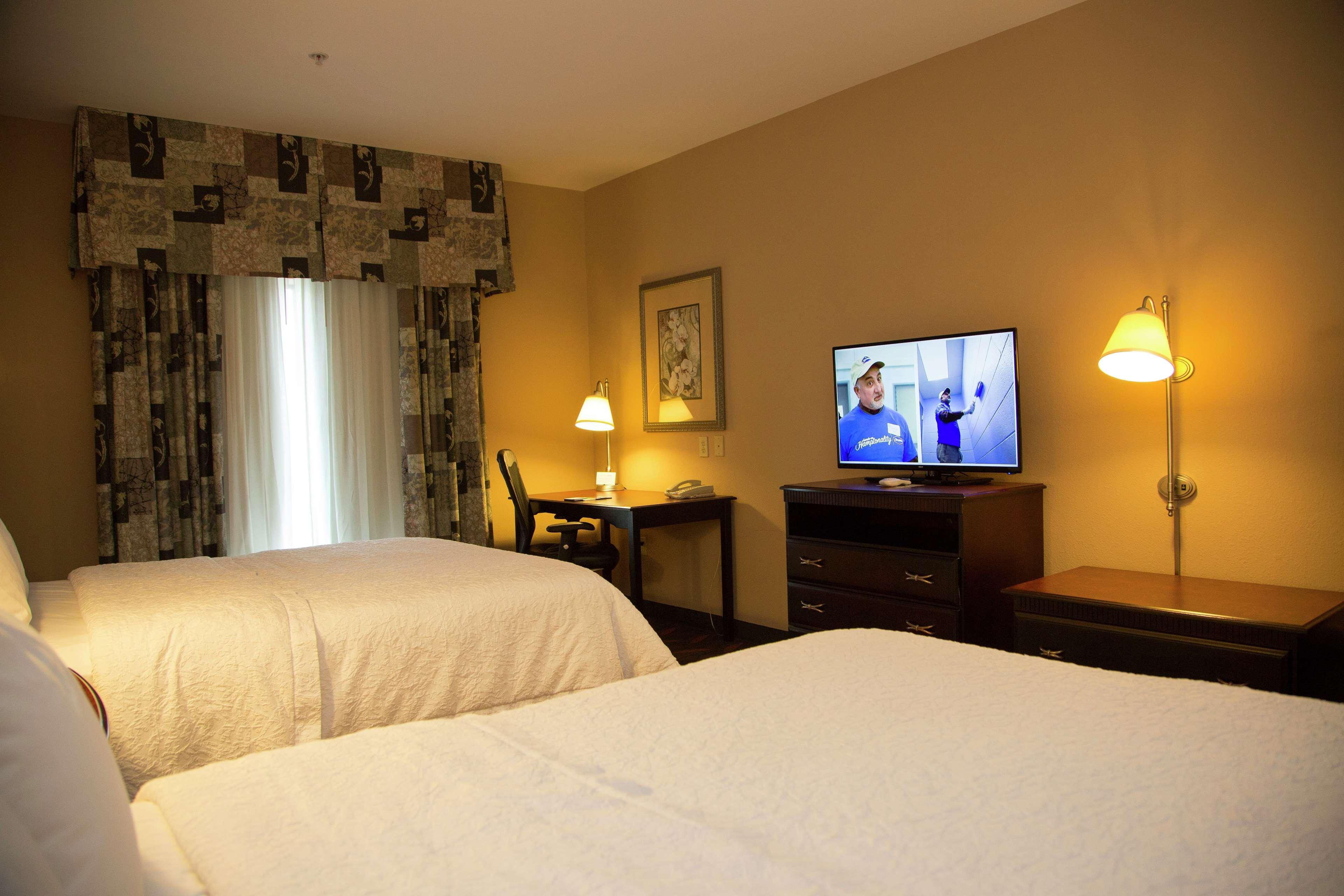 Hampton Inn & Suites Houston Rosenberg Exterior photo